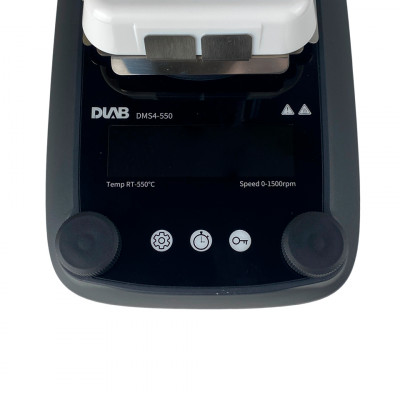 Мешалка магнитная DLAB DMS4-550 package с термодатчиком РТ1000 и штативом, арт. 8121492211 Мешалка магнитная DLAB DMS4-550 package с термодатчиком РТ1000 и штативом, арт. 8121492211