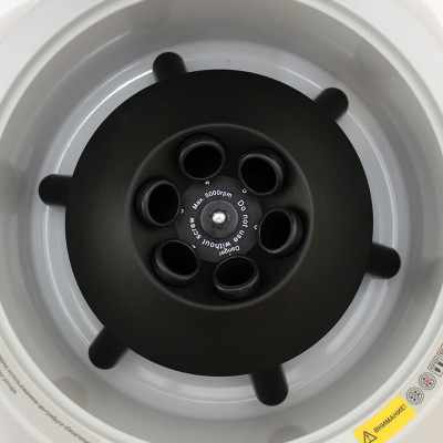 Медицинская центрифуга TAGLER СМ-12 с ротором РУ-06 (до 4500 об/мин, 6х15 мл) Медицинская центрифуга TAGLER СМ-12 с ротором РУ-06 (до 4500 об/мин, 6х15 мл)